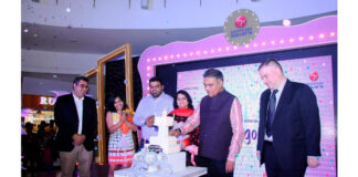 Mantri Square celebrates 6th anniversary