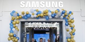 Samsung inaugurates its largest experience store in North India