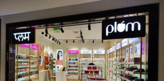 Plum store, Amanora Mall, Pune